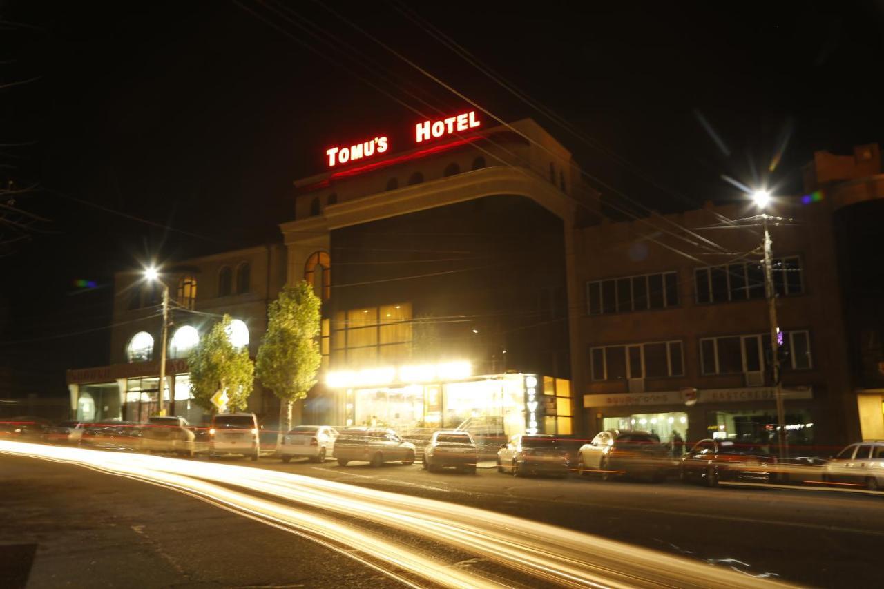 Tomu'S Hotel Gyumri Exterior photo